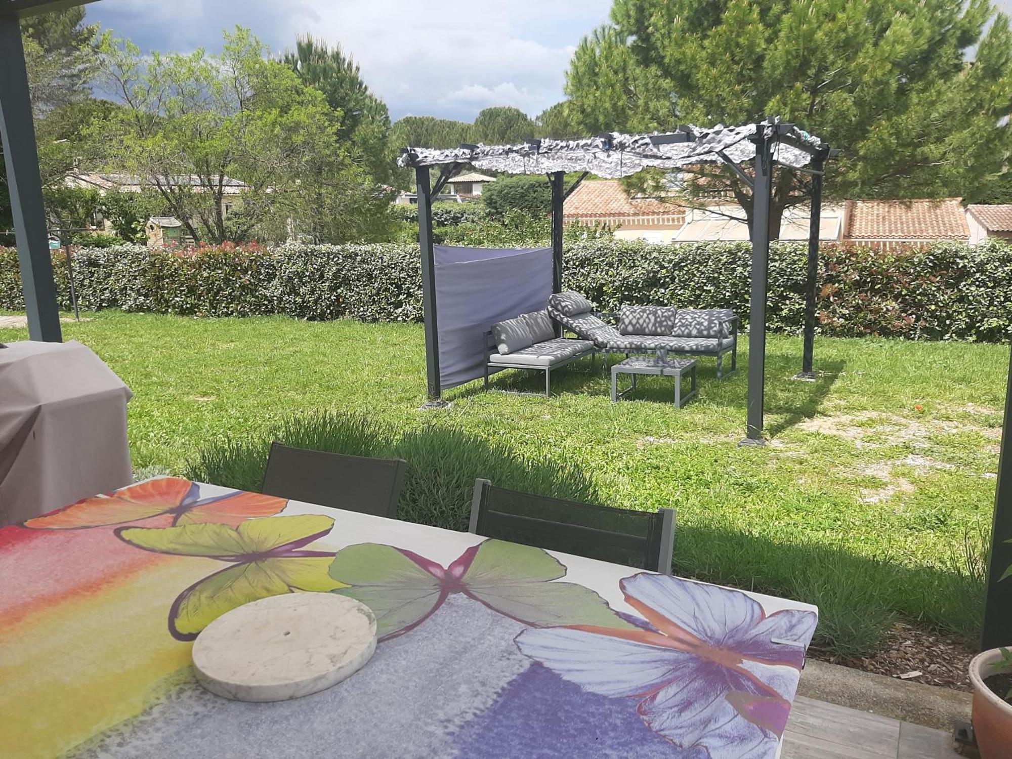Joli Studio Au Coeur De La Provence Verte Saint-Maximin Dış mekan fotoğraf